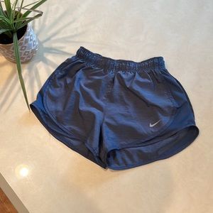 Nike Girl’s Size Small Athletic Shorts